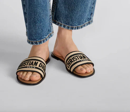 Dway Sandalen Beige/Schwarz