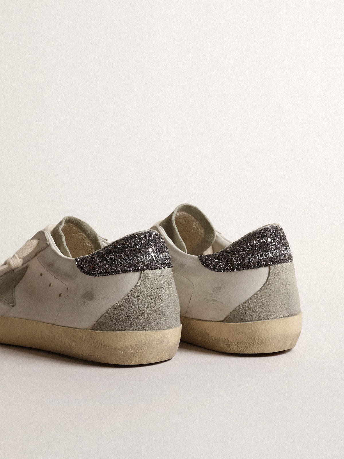 Gray star and dark gray glitter heel