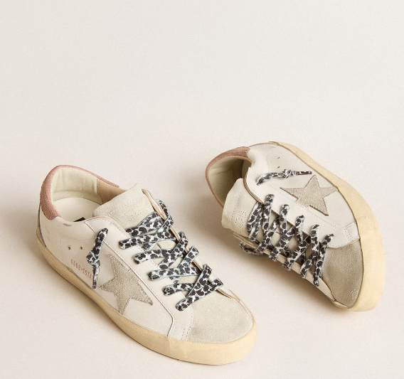 Super-Star mit Eiskristall-Suede-Stern und rosa Lizard-Print an der Ferse