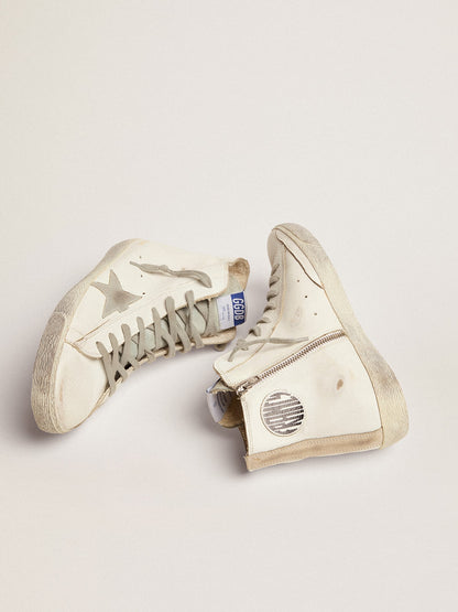 Francy in leather with a silver suede star