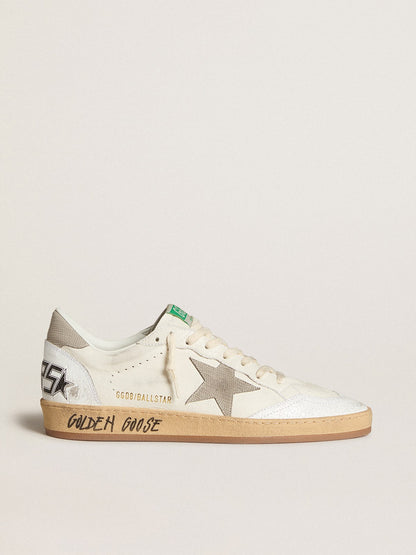 Nappa leather with a star and a gray nubuck heel tab