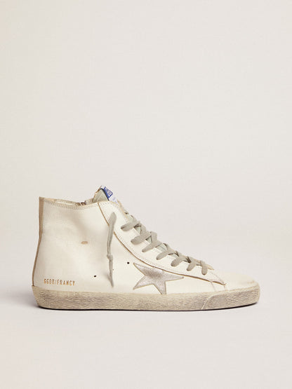 Francy in leather with a silver suede star