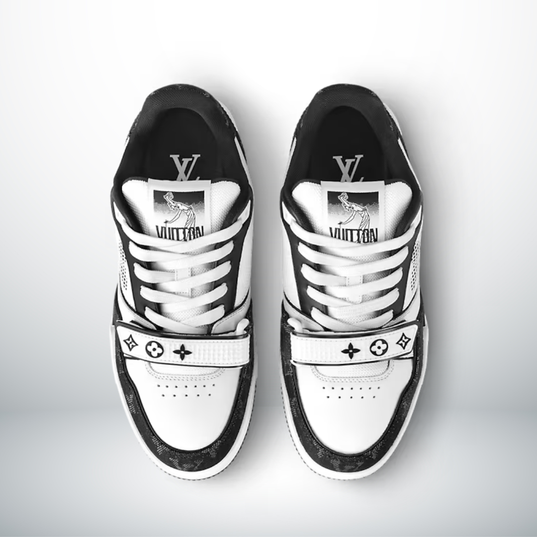 TRAINER BLACK