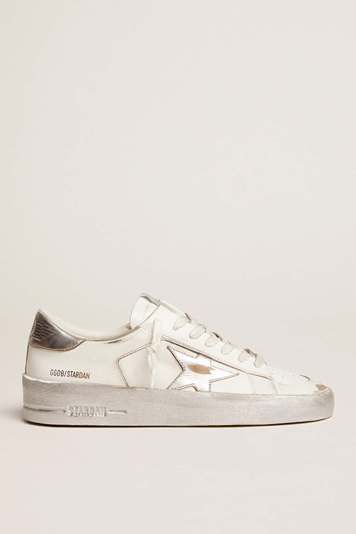 Stardan mit Stern und Fersenpartie aus silberfarbenem Metallic-Leder