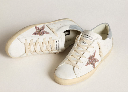 Super-Star LTD mit buntem Glitzerstern und Rauleder an der Fersenpartie