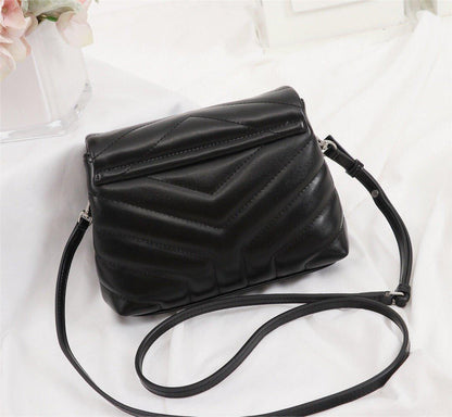 YSL BAG TOY LOULOU Umhängetasche in schwarzem gestepptem Leder mit silberner Hardware