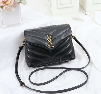 YSL BAG TOY LOULOU Umhängetasche in schwarzem gestepptem Leder mit goldener Hardware