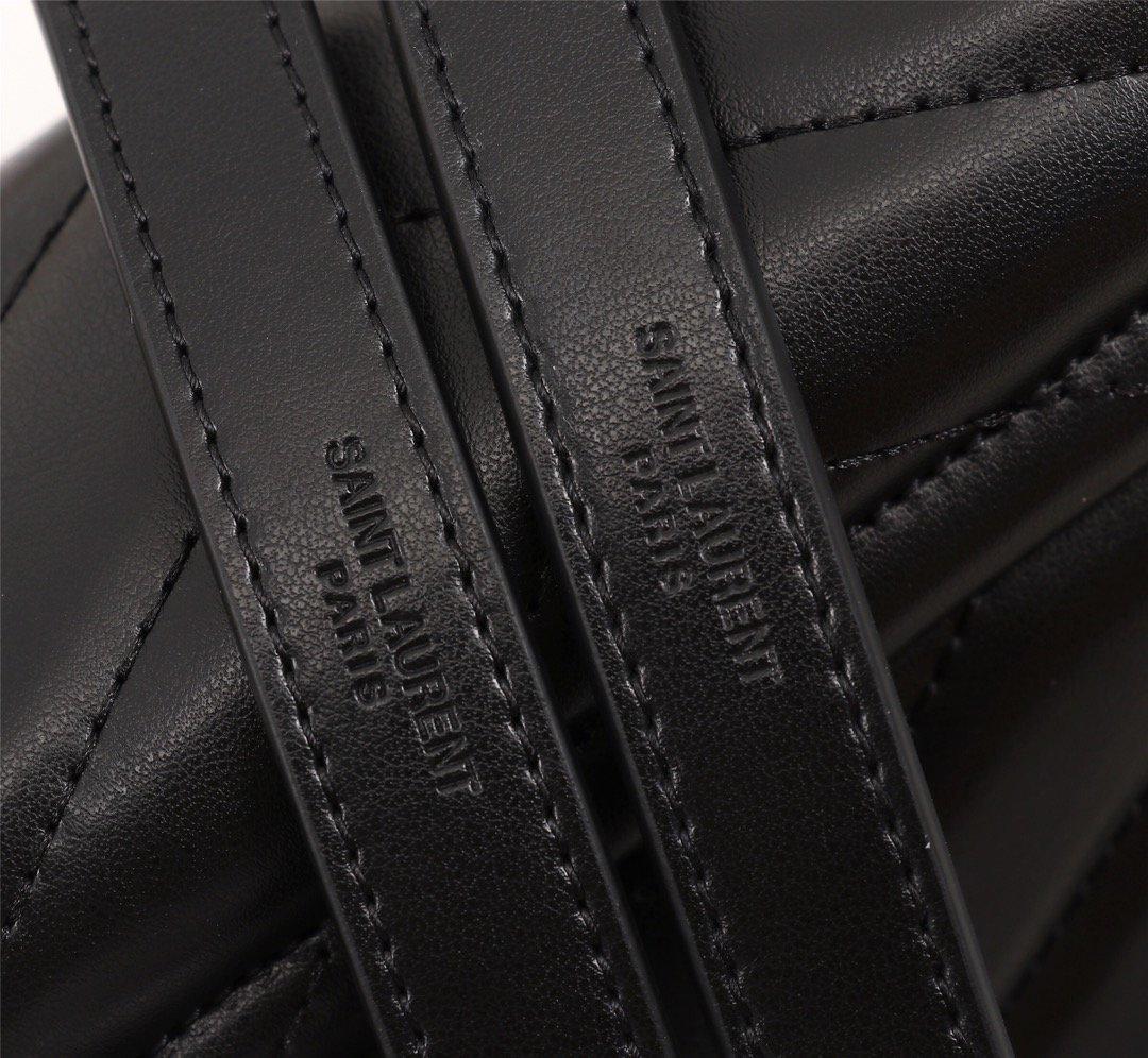 YSL LOULOU KLEINE TASCHE IN GESTEPPTEM LAMMLEDER MIT GOLDENEM LOGO