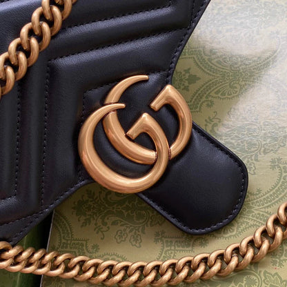 SCHULTERTASCHE GG MARMONT MITTELGROSS METELASSÉ SCHWARZ