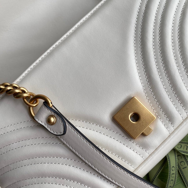 SCHULTERTASCHE GG MARMONT MITTELGROSS METELASSÉ WEISS