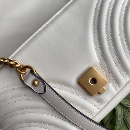 SCHULTERTASCHE GG MARMONT MITTELGROSS METELASSÉ WEISS