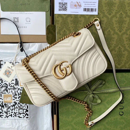 SCHULTERTASCHE GG MARMONT MITTELGROSS METELASSÉ WEISS